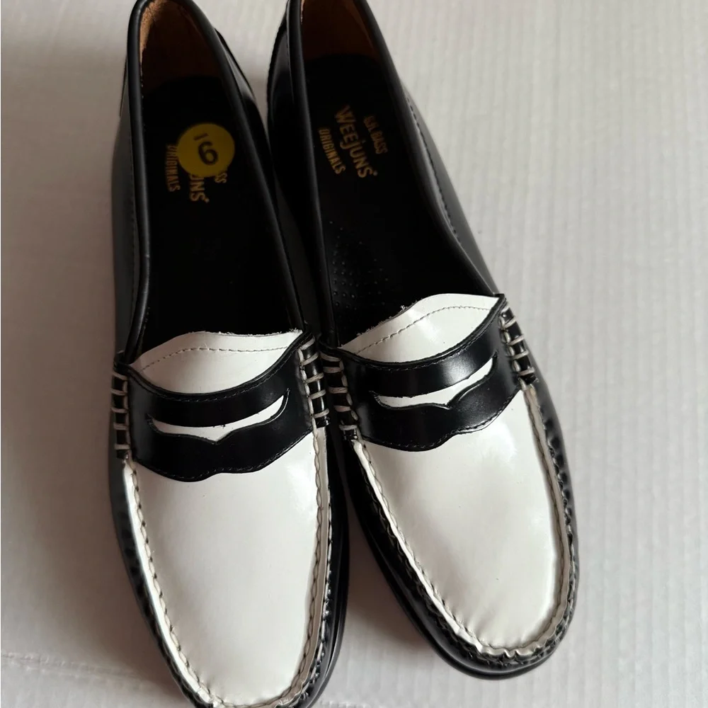 G.H.BASS Whitney Easy Weejuns® Penny Loafer (Women) - Picture 8 of 11